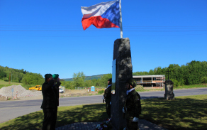pamatnik_v_novem_boru_2.jpg